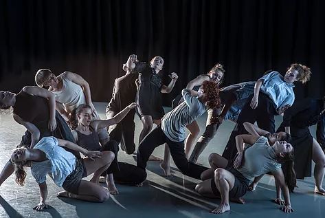mapdance will be performing at MÓTUS on 7th June and are offering school workshops